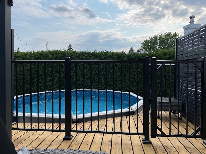 Installation de rampes pour piscines